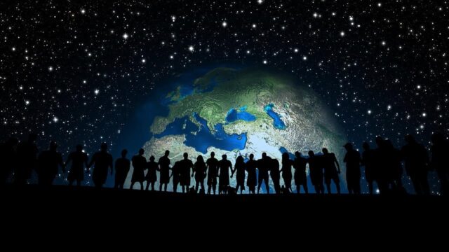 La popolazione mondiale ha raggiunto gli 8 miliardi di esseri umani