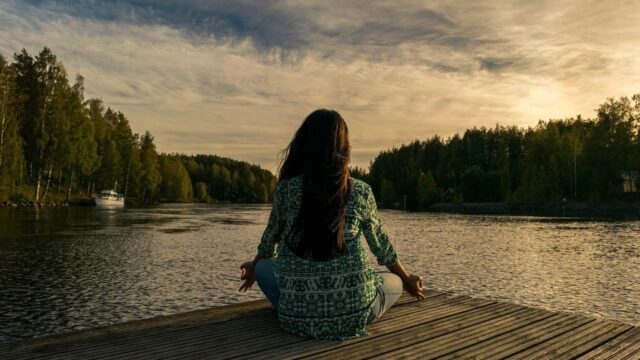 La meditazione offre tanti benefici per la salute